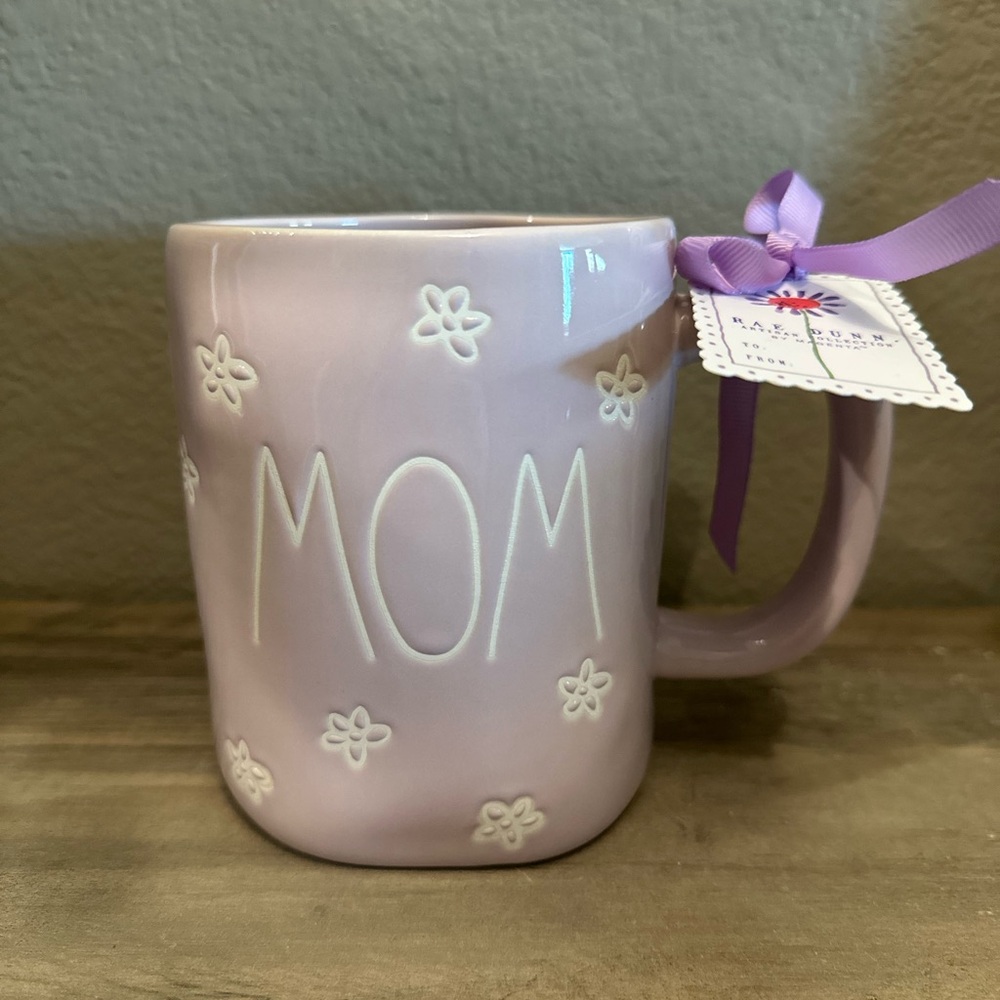 Rae Dunn Mom Flower Mug